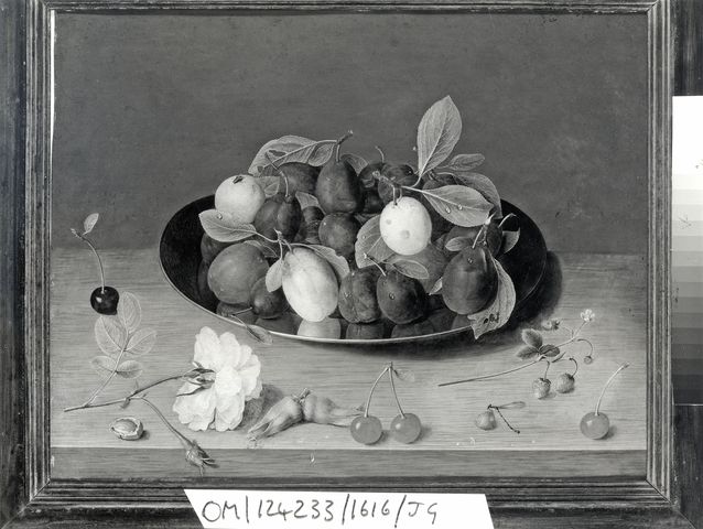 Sotheby's — Jacob van Hulsdonck - sec. XVII - Natura morta con piatto di prugne, mandorla, rosa, nocciole e ciliegie — insieme